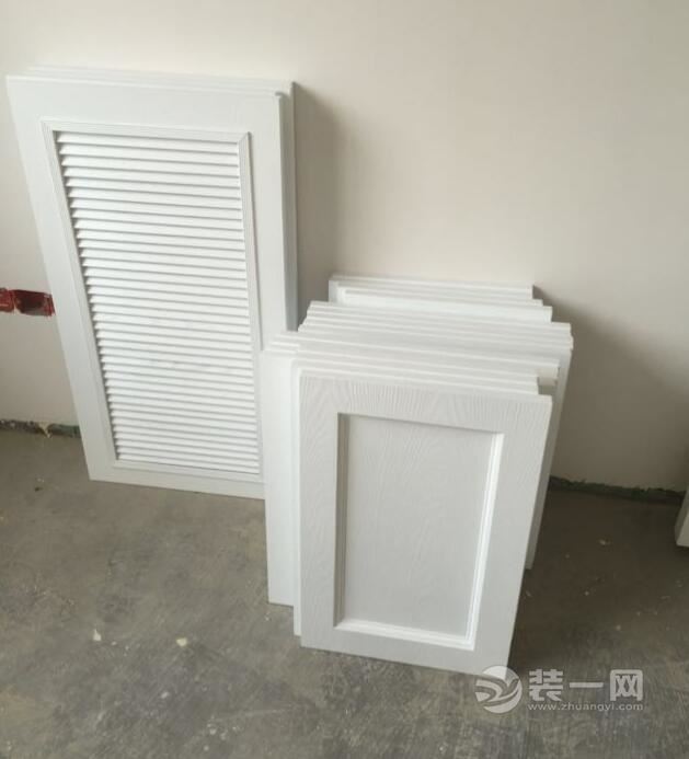 三室两厅现代风格新房全包装修施工