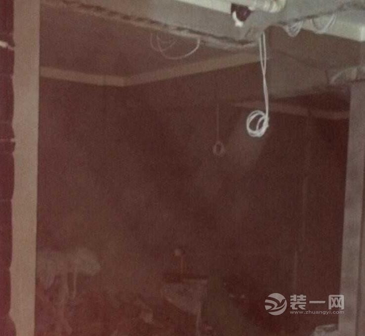 三室二厅小家简约装修施工