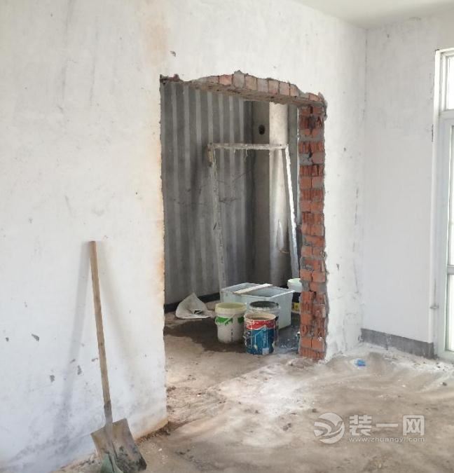 156平米装修砸墙实景图